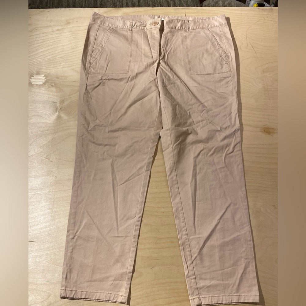 LOFT Light Blush Cropped Straight-Leg Pants